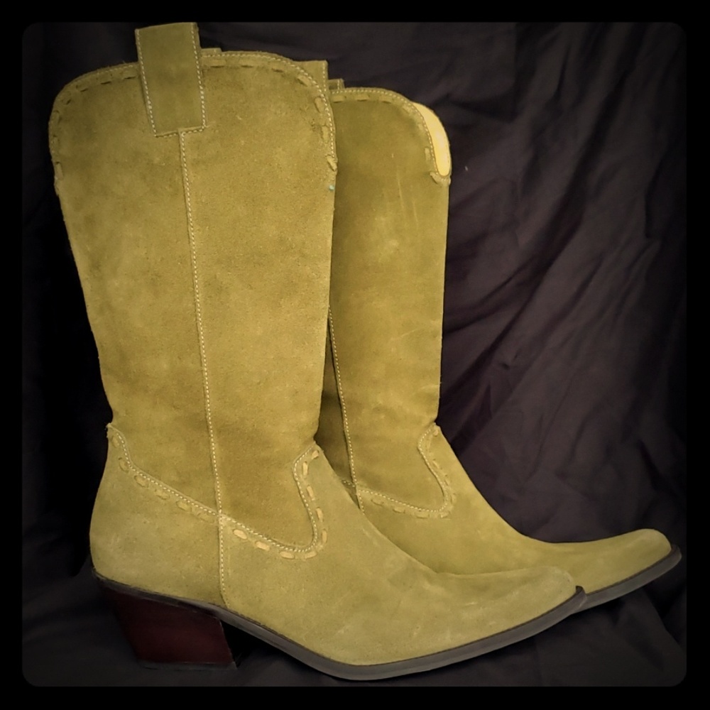 Gianni Bini Cowboy Boot